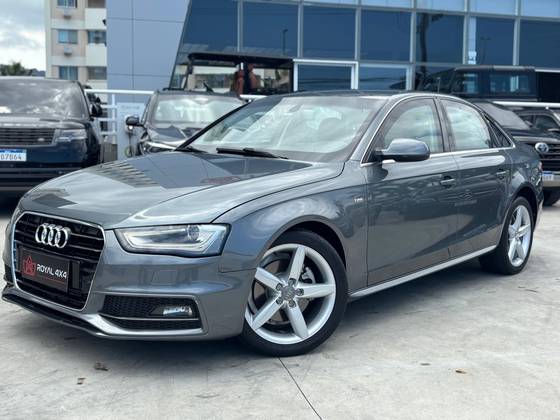 AUDI A4 2.0 TFSI AMBIENTE GASOLINA 4P S TRONIC